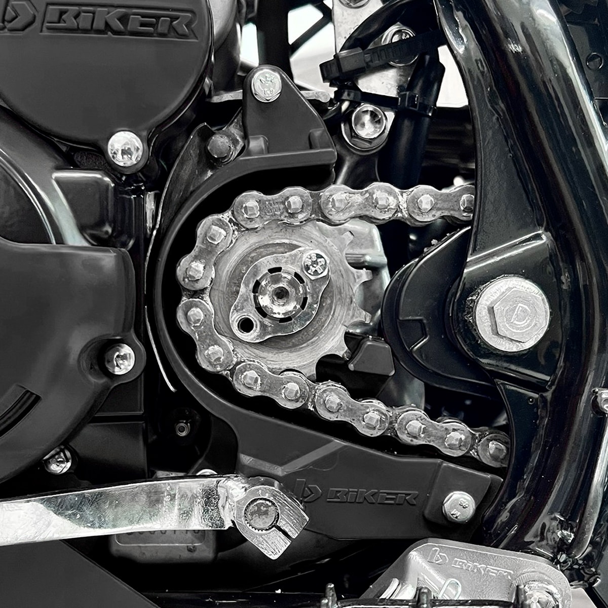 Segunda imagem do produto Anti Block da Corrente Crf 230 Dianteiro Biker Preto