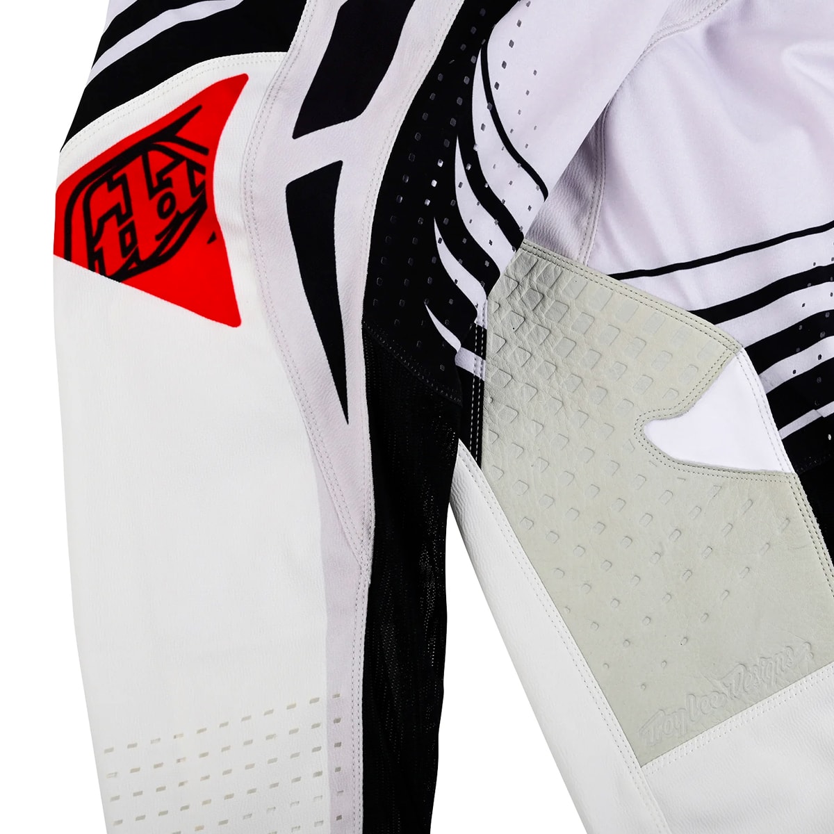 Image em miniatura da foto do produto - eb8fa4fc-2c49-4833-9afc-9d9d0a7e1b48