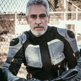 Segunda imagem do produto Jaqueta Impermeável Texx Armor Preto Laranja