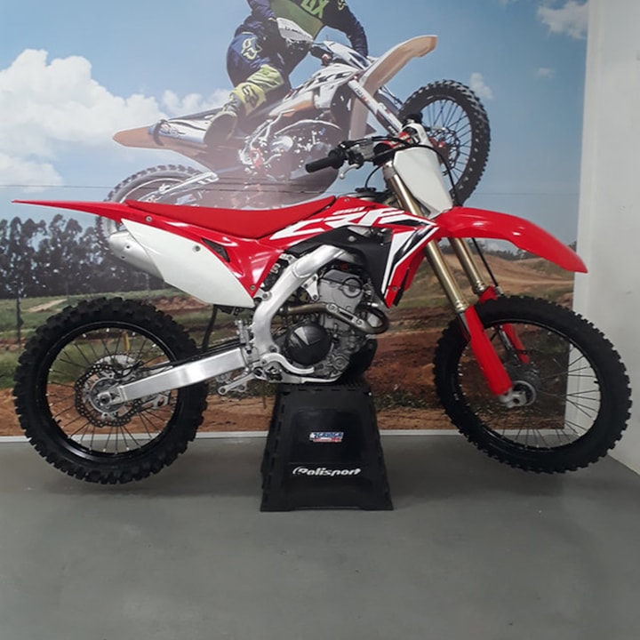 Leilão de Moto Trilha Honda CRF 250, 2020/2020- SEM DIREITO A DOCUMENTAÇÃO