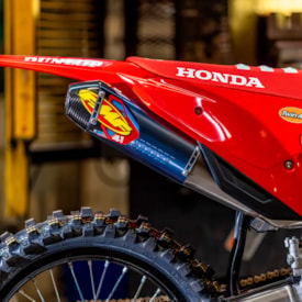 Segunda imagem do produto Ponteira Crf 250r 22/24 - Crf 250rx 22/24 Fmf Factory 4.1 Titânio Carbon