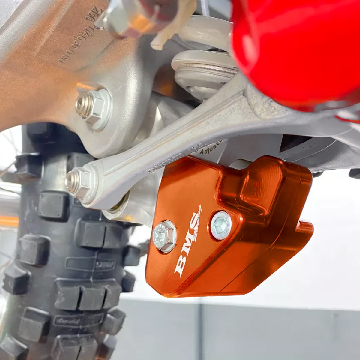 Segunda imagem do produto Protetor de Link Husqvarna 150 250 300 350 450 Te Fe 14/23 Laranja Bms