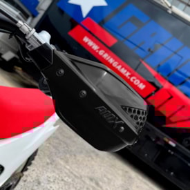 Segunda imagem do produto Protetor de Mão Amx Defender Preto