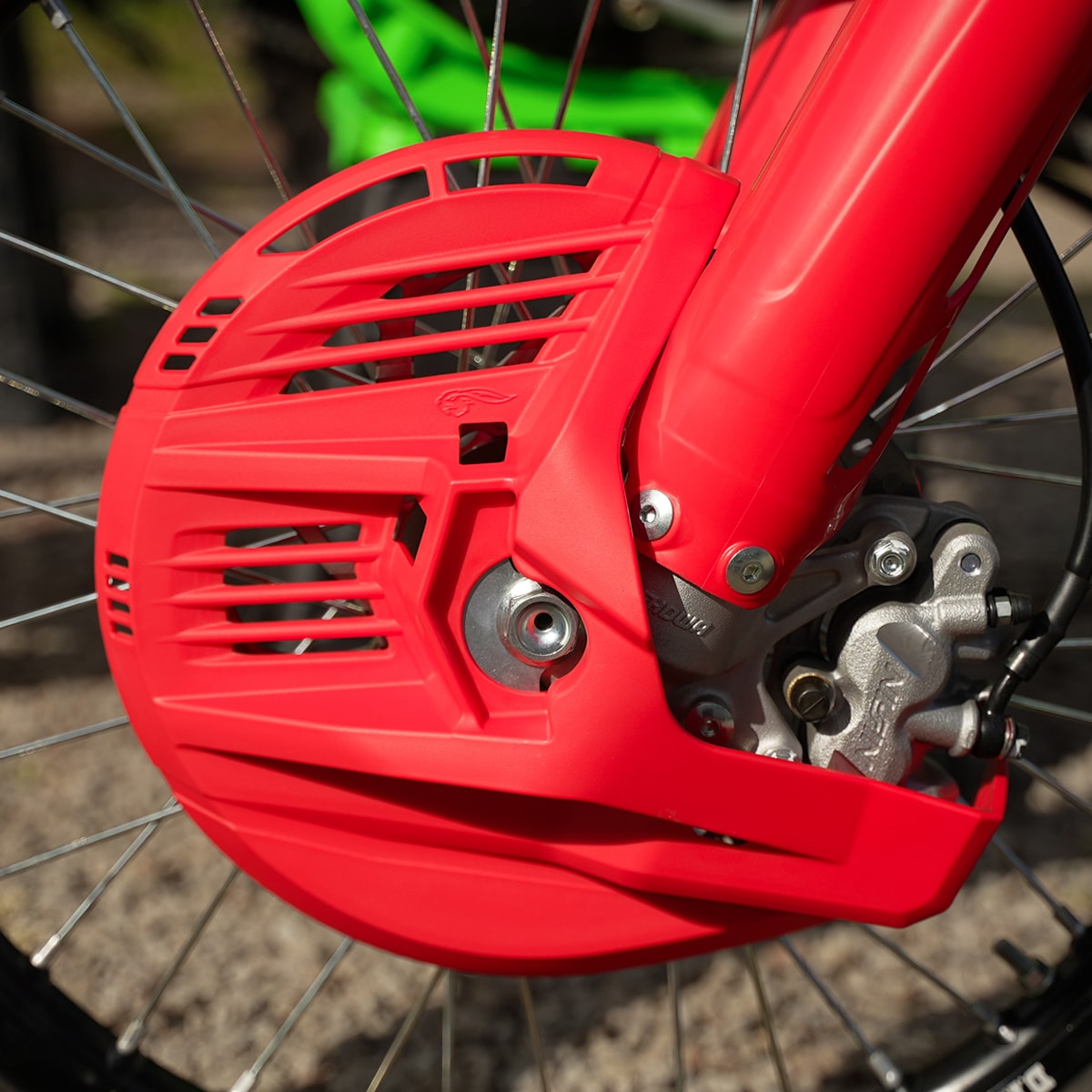 Segunda imagem do produto Protetor Disco de Freio Dianteiro Crf 250r - Crf 450r Amx Vermelho