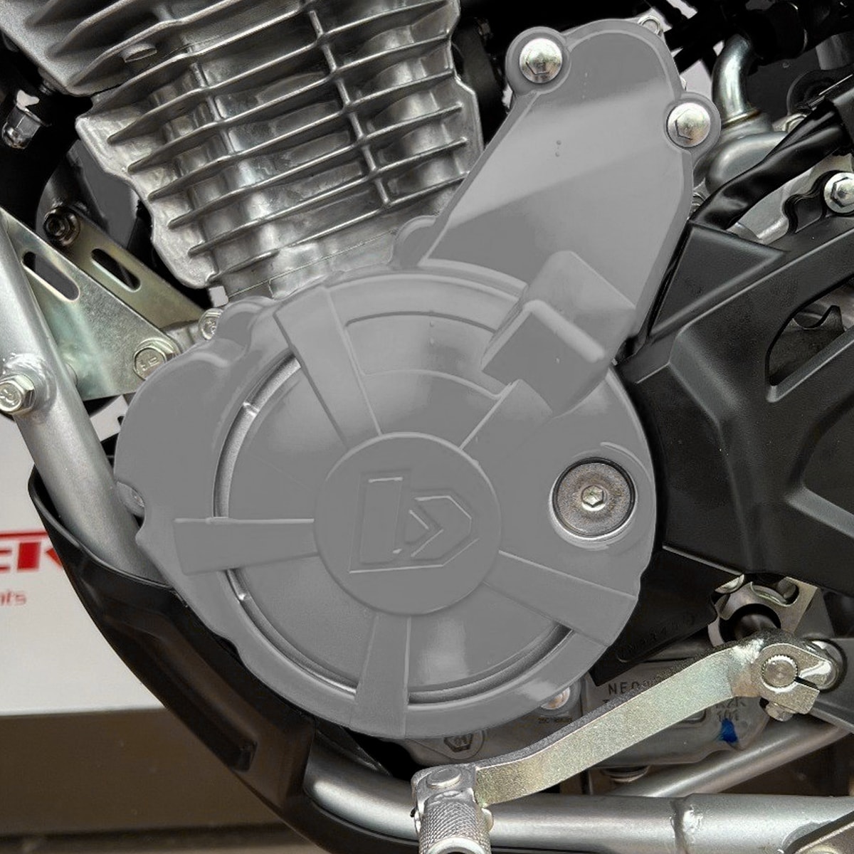 Segunda imagem do produto Protetor Tampas Laterais do Motor Crf 300f Biker Magneto Ignição Xtreme Cinza